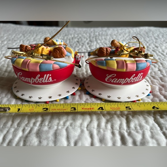 VINTAGE  1993 CAMPBELLS  SOUP KIDS CHRISTMAS ORNAMENT SLEEPING IN BOWL NIB SET 2 - Picture 3 of 5